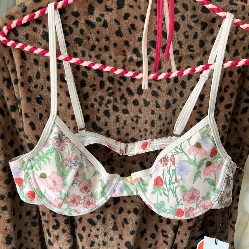 Cider Floral Print Bikini Top Size M
